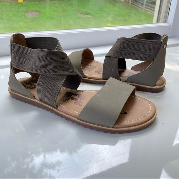 SOREL Ella Sandals, strappy elastic crisscross ankle strap, in sage green sz 6.5 - Picture 1 of 7